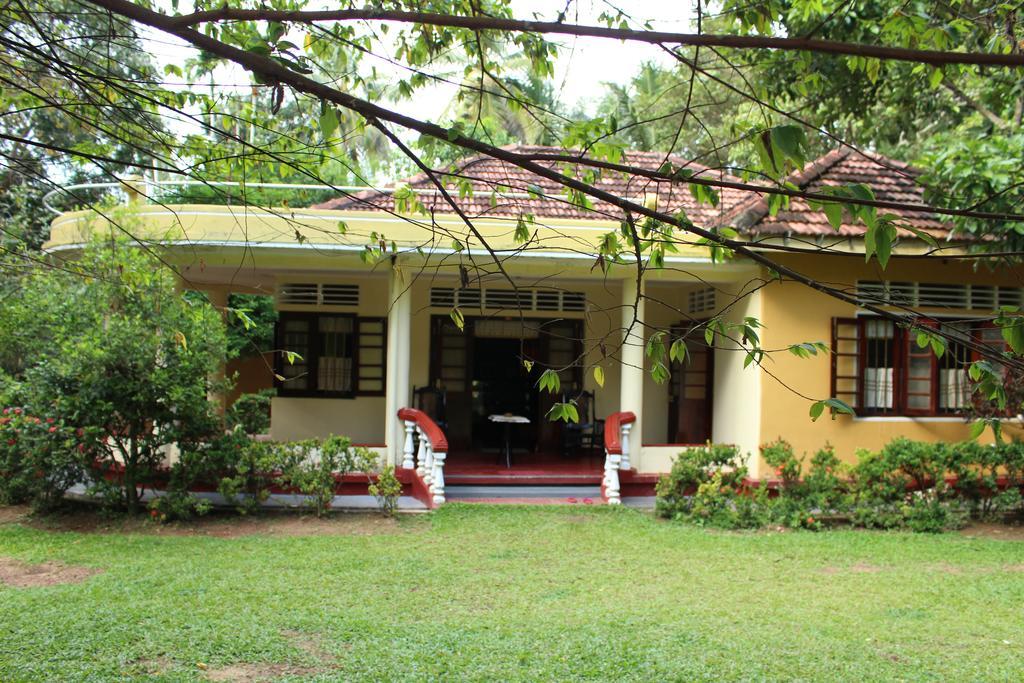 Abberny villa Midigama East Exteriör bild